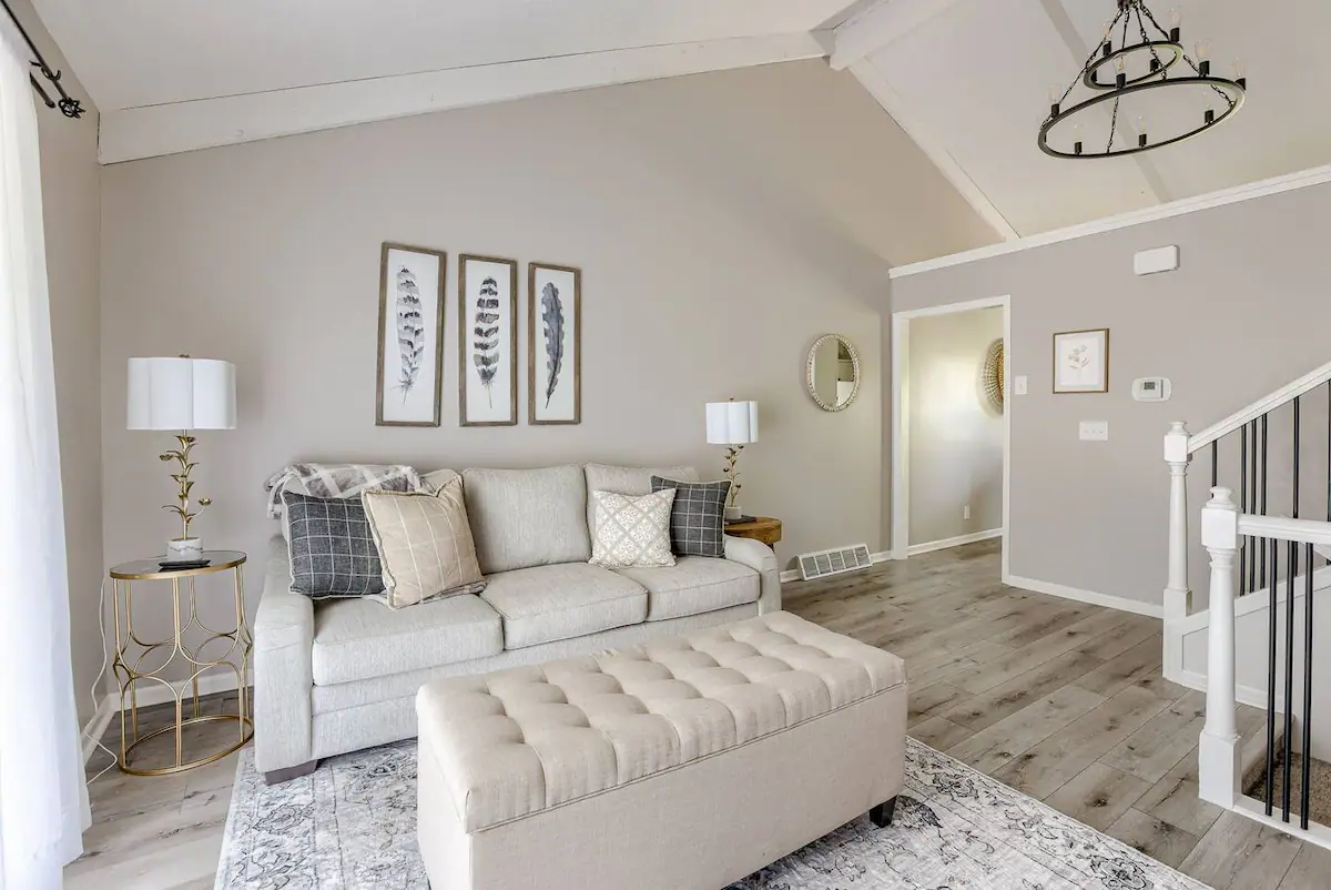 6cf6eec8-546b-4a0d-8e6f-22c835af1765