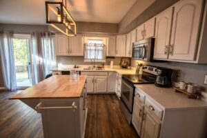 2d222c42-411c-4d6e-9ee4-312405ac87c1