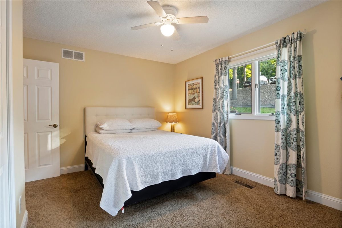 57-4498 Deer Run Dr Refresh - 24